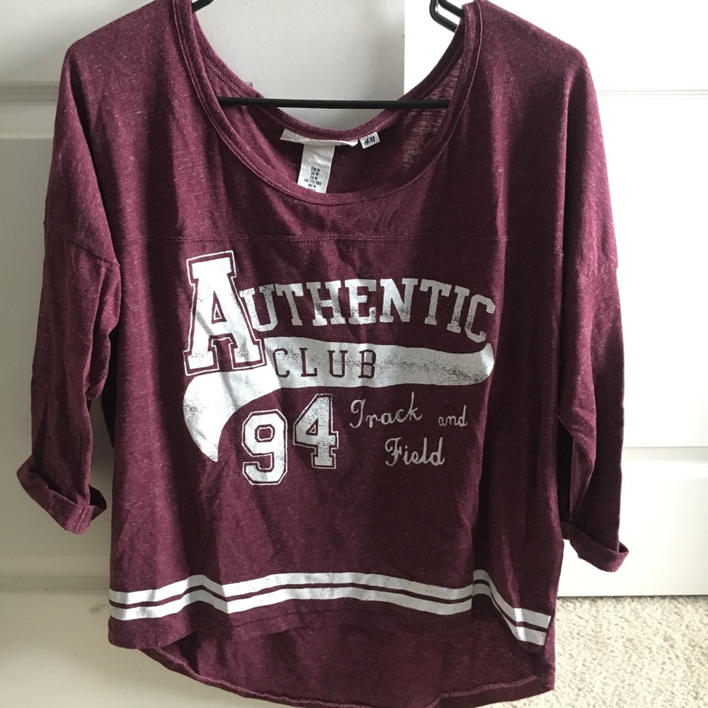 H&M 3/4 Sleeve Maroon Top